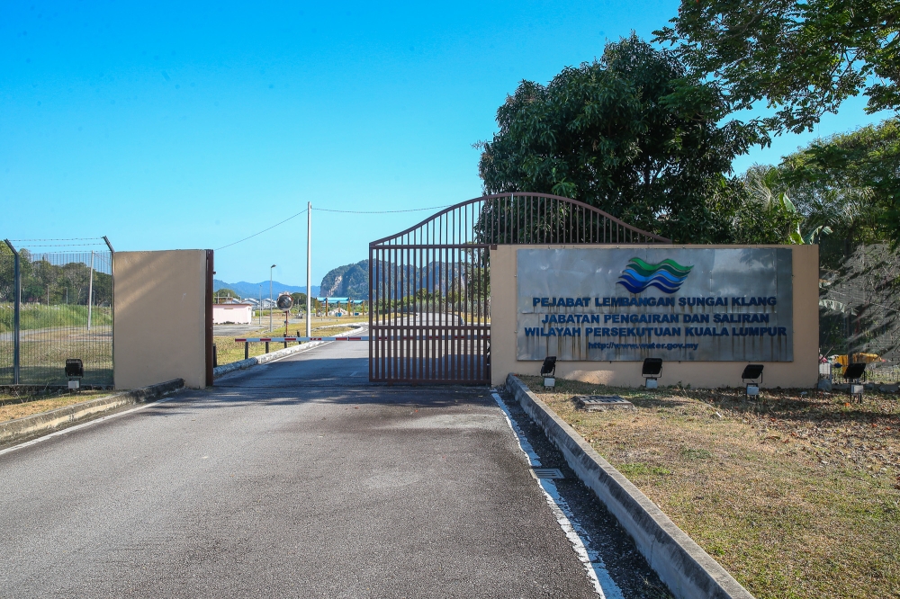 The Sungai Klang Basin Office functions as Kuala Lumpur’s flood-control nerve centre. — Picture by Yusof Isa