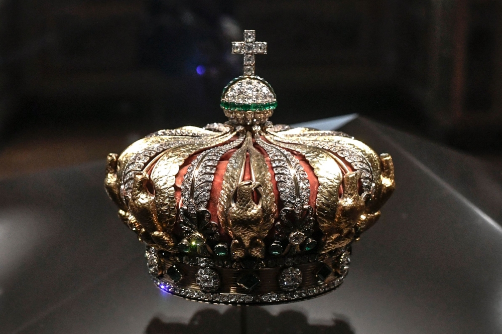 This photograph shows the crown of the Empress of the French Eugénie de Montijo displayed at Apollo Gallery on January 14, 2020 at the Louvre museum in Paris after the reopening of the Gallery following ten months of renovations. — AFP pic
