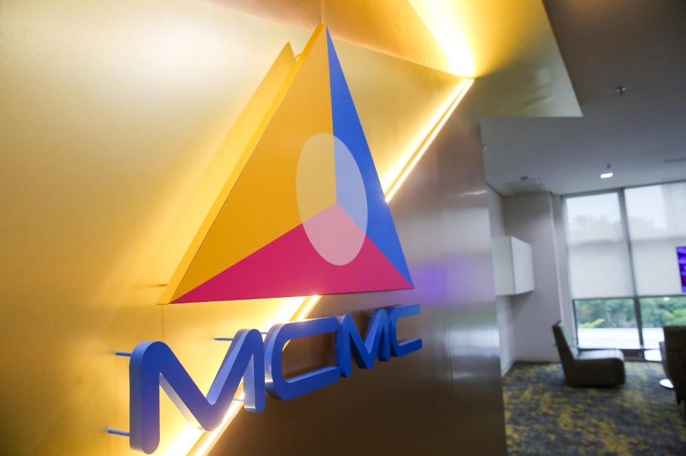 The Malaysian Communications and Multimedia Commission (MCMC) has invited the public to attend the ‘Safe Internet, Everyone’s Responsibility’ forum in conjunction with Internet Safety Day 2026 this Sunday at Taman Tasik Titiwangsa. —  Picture by Choo Choy May 