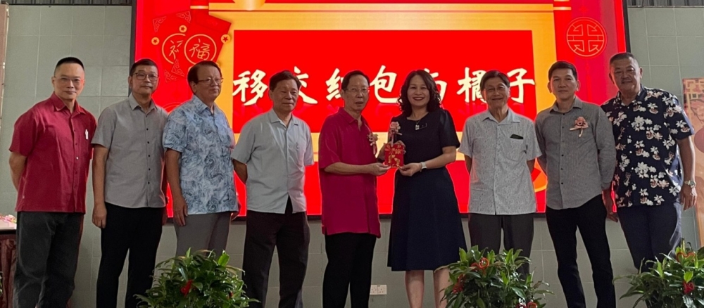 Over 90pc of Chinese parents still choose Chinese independent schools, says Dong Zong chairman