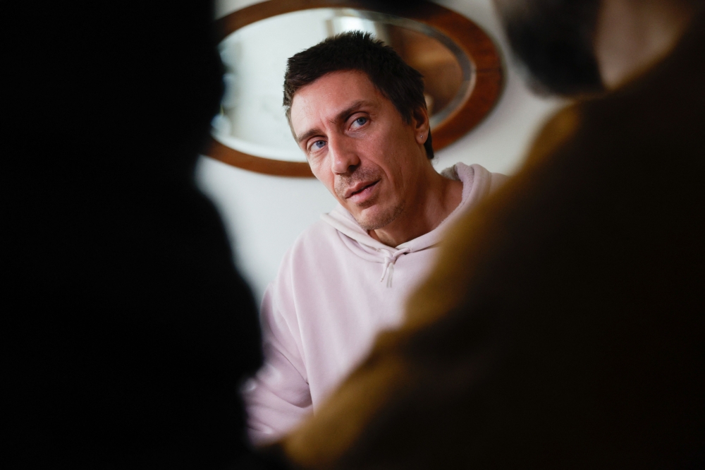 French yoga teacher recounts brutal Venezuelan jail ordeal, calls for recognition as political prisoner