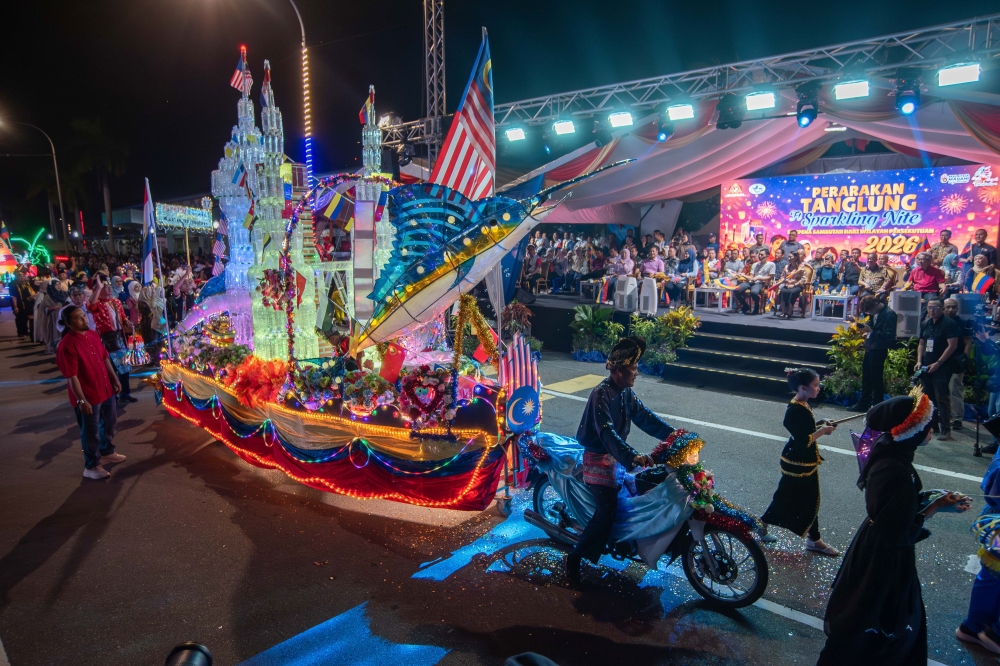 After more than 10 years, Labuan’s Lantern Parade makes its long-awaited return