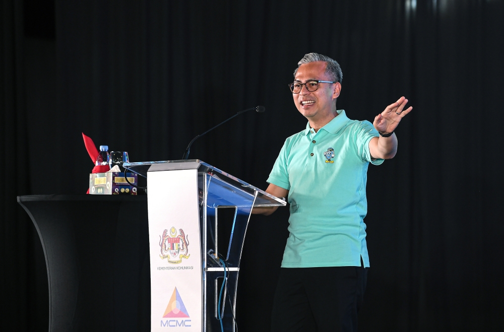 Communications Minister Datuk Fahmi Fadzil delivered the keynote address at the launch of the Safe Internet Campaign in conjunction with Internet Safety Day (HKI) 2026 at Taman Tasik Titiwangsa February 8, 2026. — Bernama pic
