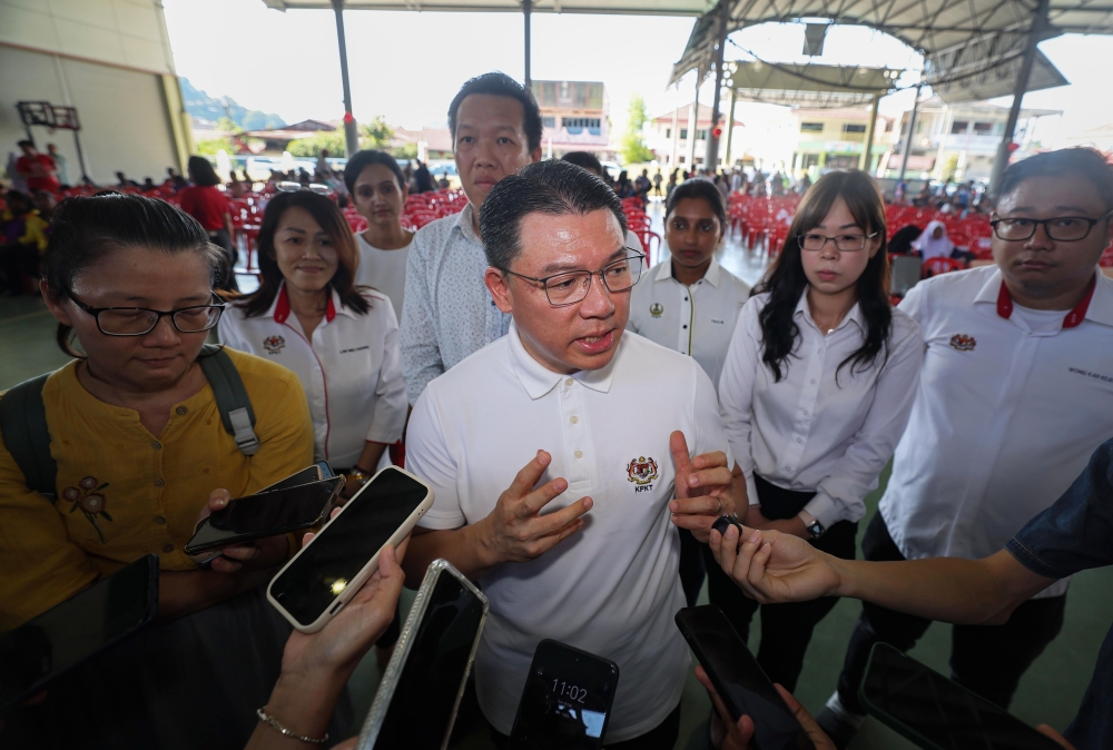 Nga Kor Ming: Housing Ministry to work with states, local authorities on legalising unapproved houses of worship