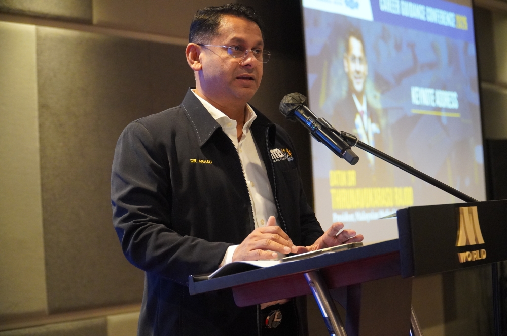 Dr Thirunavukarasu Rajoo said individuals considering GLP-1 treatment should consult a medical doctor for proper assessment and obtain the medication through legitimate medical channels. — Picture courtesy of MMA