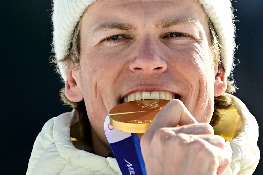 Winter Olympics organisers investigate reports of damaged medals