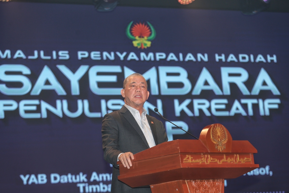 DPM Fadillah: Literature key to critical thinking, unity and shared national values