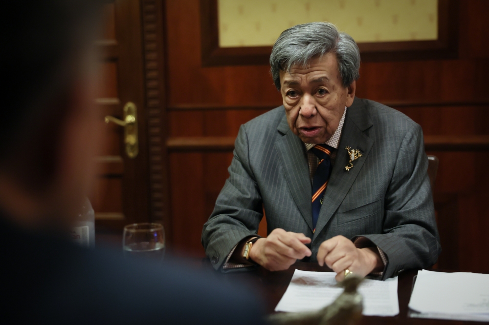 Sultan Sharafuddin says no to pig farming in Selangor, urges pork imports to meet demand