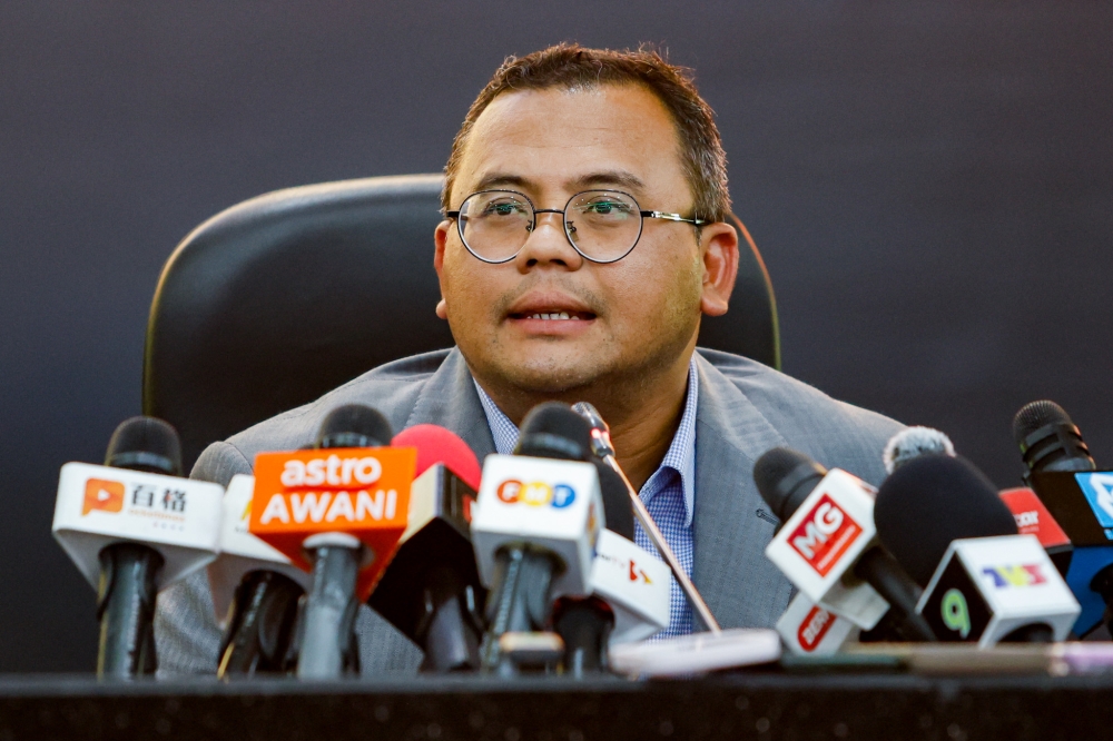 Selangor Menteri Besar Datuk Seri Amirudin Shari said he has ordered procedural improvements on illegal houses of worship on state land, stressing enforcement must follow proper legal channels. — Picture by Firdaus Latif