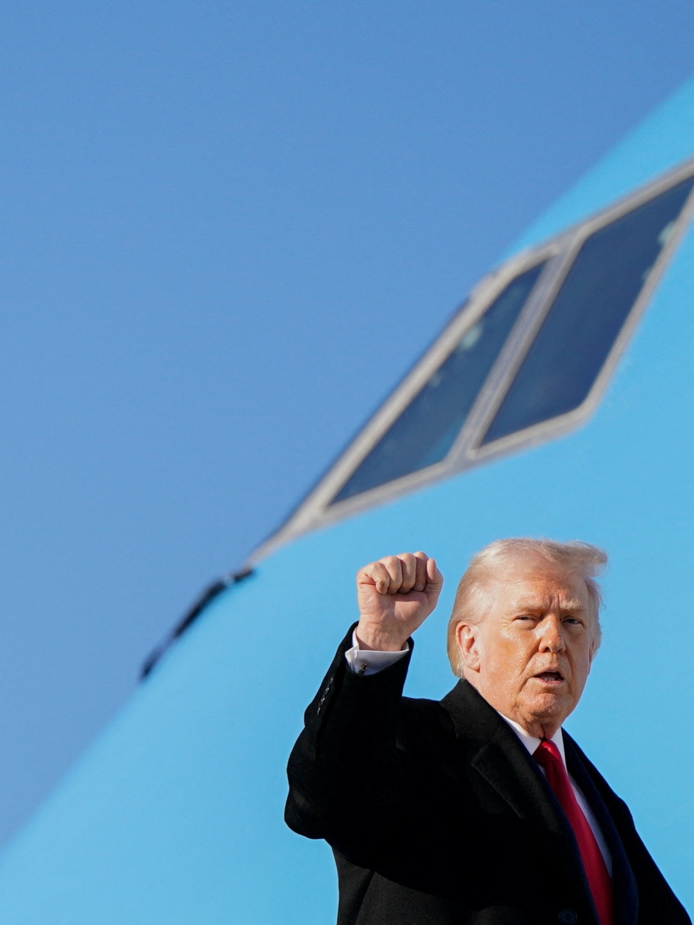 Trump threatens to sidestep Congress with executive order on voting laws