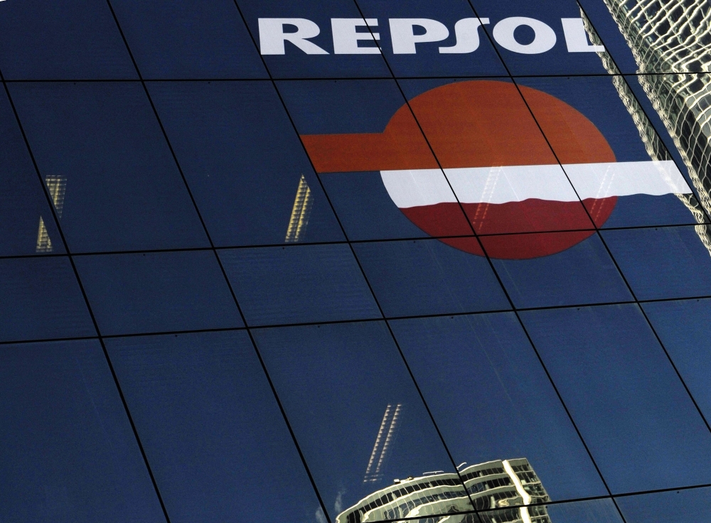 Picture of the Repsol logo at the headquarters building taken in Madrid on November 21, 2008. — AFP pic 