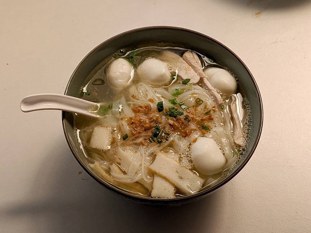 The ‘kuey teow th’ng’ is ideal for people who can’t handle spice. — Picture by Ethan Lau