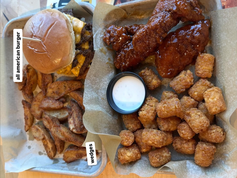 A US federal judge threw out yesterday a lawsuit against Buffalo Wild Wings that alleged the restaurant and sports bar chain deceived consumers by selling boneless wings that are not actually de-boned chicken wings. — Picture via Facebook