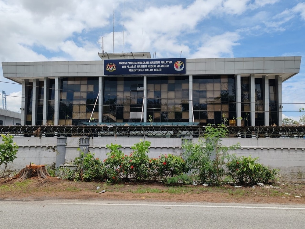 Maritime Admiral Datuk Mohd Rosli Abdullah said every allegation of misconduct will be investigated appropriately without interference from any party. — Picture by Fung Weng Cheong