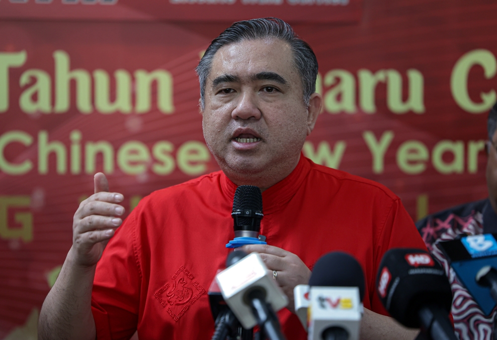 DAP will hold a special congress on July 12 for over 4,000 delegates to vote on whether its leaders should quit all government posts while continuing to support Prime Minister Datuk Seri Anwar Ibrahim’s unity government in Parliament. — Bernama pic