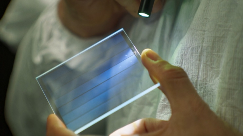Since 2019, Microsoft’s Silica project has been trying to encode data on glass plates, in a throwback to the early days of photography, when negatives were also stored on glass. — Picture via microsoft.com