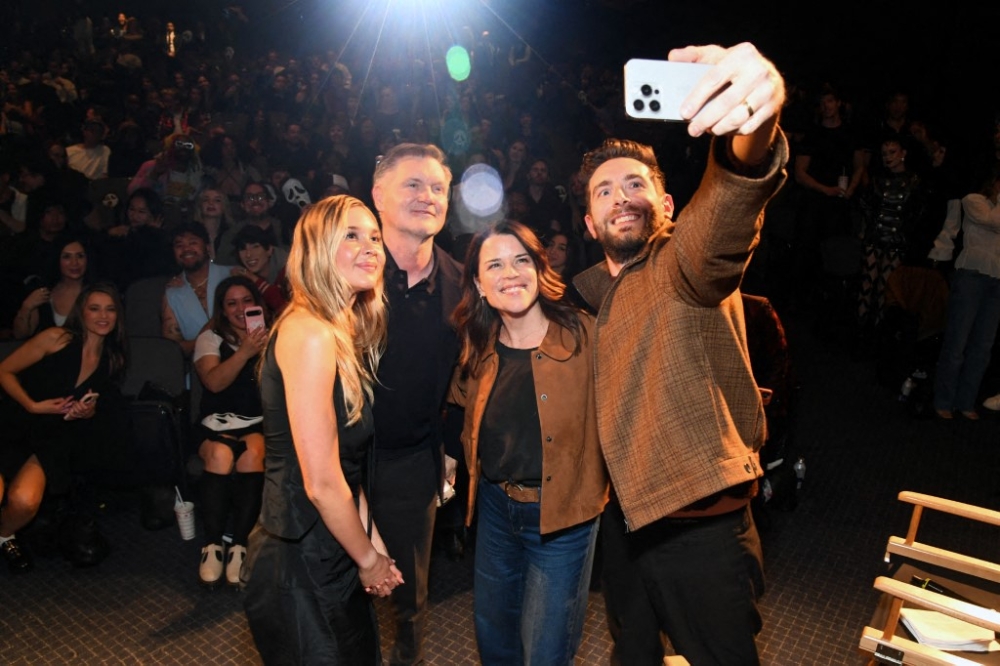 (From left to right) Isabel May, Kevin Williamson, Neve Campbell, and Kevin McCarthy at the ‘Scream 7’ x Meta Creator Event at Paramount Pictures Studios on February 03, 2026, in Los Angeles, California. — Getty Images via AFP pic