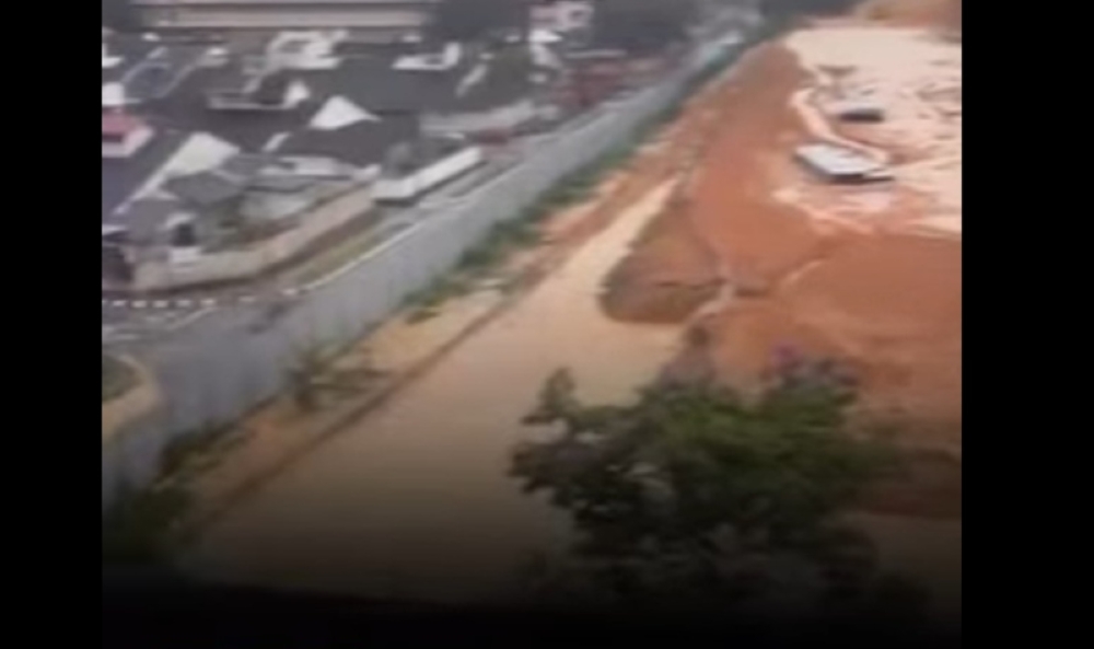 A viral video had sparked criticism of the project, implemented by the National Landscape Department (JLN) in collaboration with the Public Works Department (JKR) of the Federal Territory of Kuala Lumpur, with allegations that it caused repeated flooding in the surrounding area. — Screengrab from social media 
