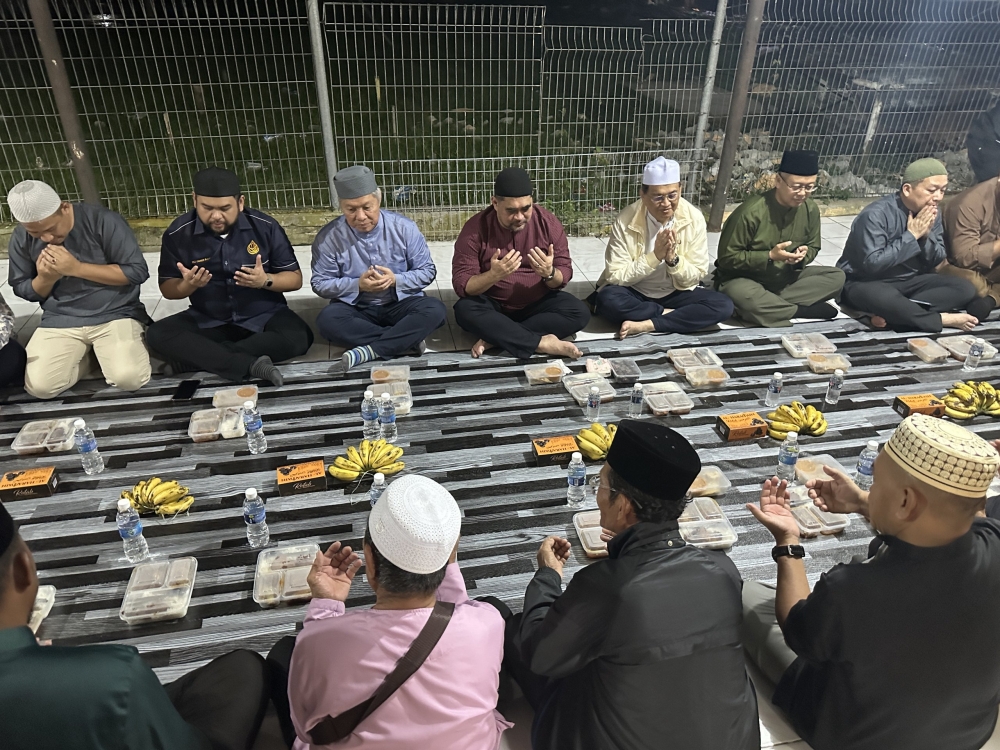 Ramadan always begins this way every year; well at least for me. The first day feels procedural, almost mechanical. The body protests before the soul participates. — The Borneo Post file pic