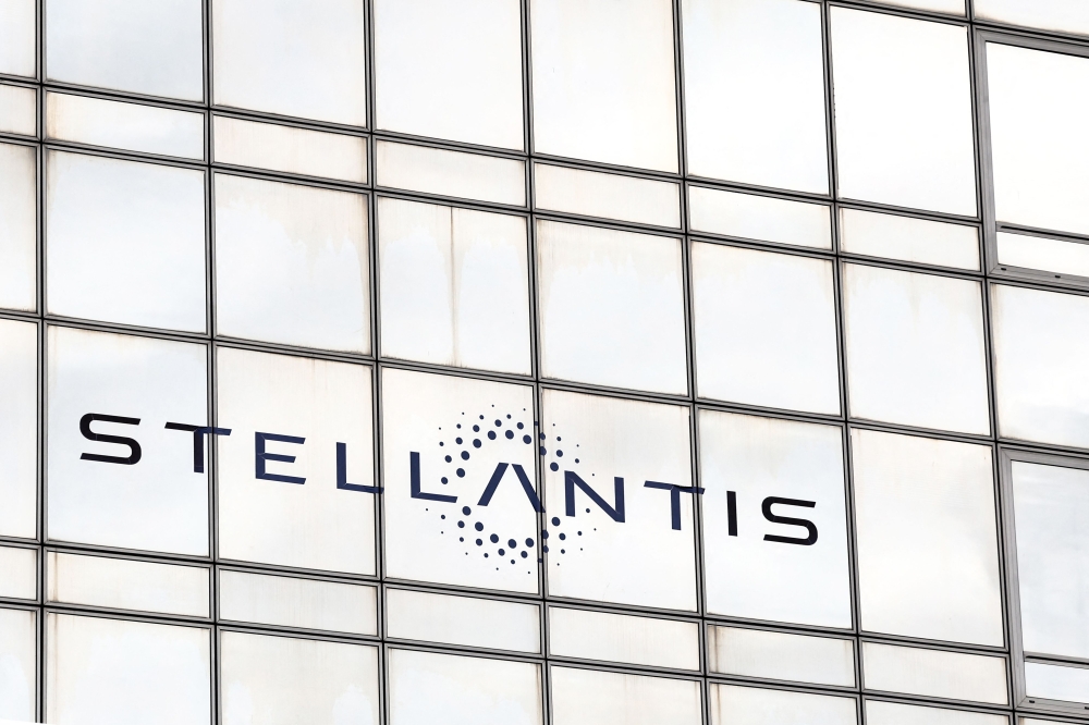 Stellantis announced a net loss of €22.3 billion (RM102 billion) for 2025, the second largest ever recorded by a French group, impacted by exceptional charges of €25.4 billion. — AFP pic 