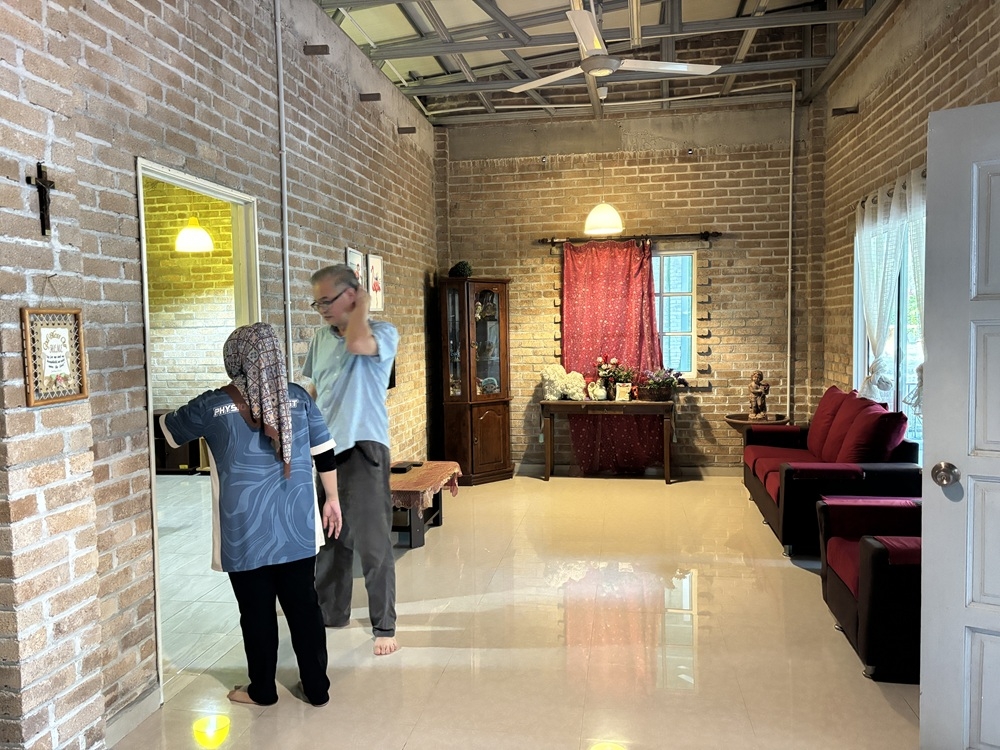 The common area at Heartfield Sanctuary in Gopeng, Perak, where participants can spend time during their stay. — Picture by John Bunyan