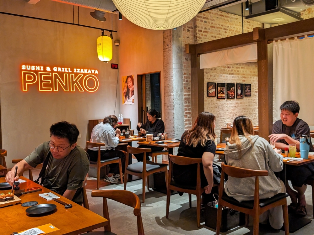 The large, spacious setting is ideal for groups. — Picture by Ethan Lau