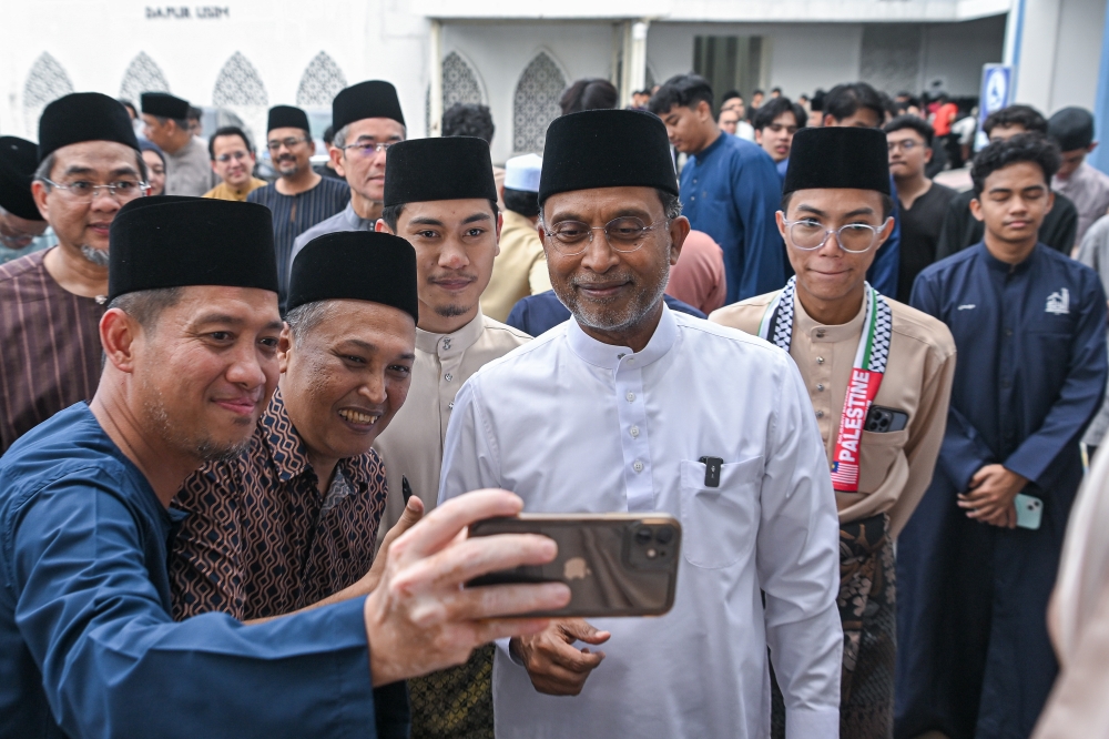 Datuk Seri Zambry Abdul Kadir said his ministry would also launch a series of tours to universities and polytechnics to see how the programme is implemented and to understand issues faced by students. — Bernama pic