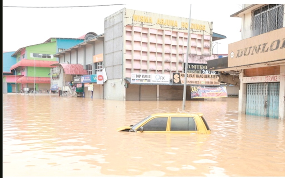 The flooding that began on Wednesday (February 24) is the fourth to hit the district this year, with two occurring this month alone. — Daily Express pic