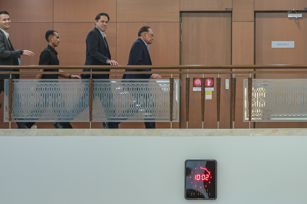 Prime Minister Datuk Seri Anwar Ibrahim says the alleged plot to undermine his government is linked to large-scale anti-corruption efforts targeting those behind the scheme. — Bernama pic 