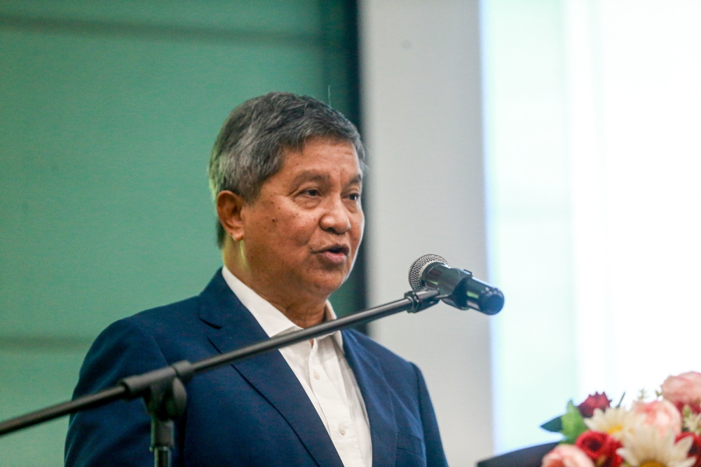 In a statement today, MRT Corp expressed its gratitude to Saripuddin for his leadership and guidance during his tenure as chairman. — Picture by Sayuti Zainudin