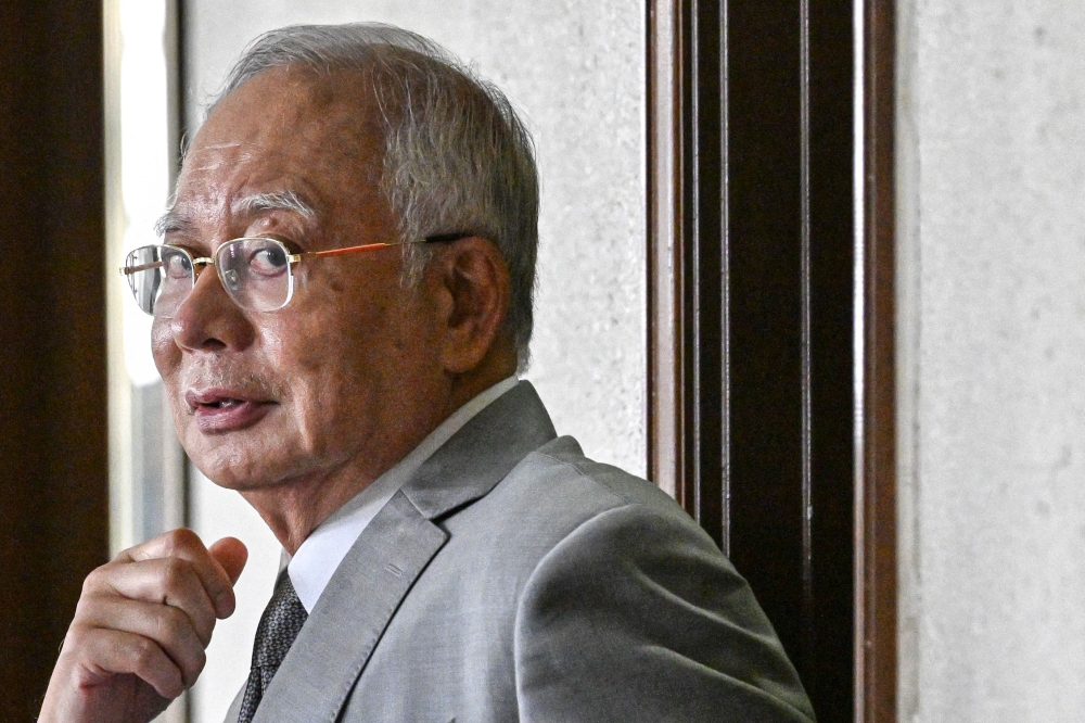 Former SRC director Datuk Shahrol Azral Ibrahim Halmi testified in court that Nik Faisal, appointed as both director and CEO of the company, acted as Najib’s proxy and served as the link between the then prime minister and SRC’s board of directors. — AFP pic