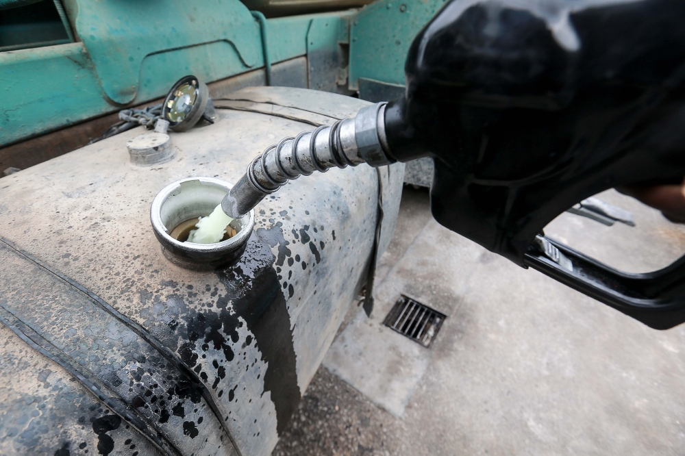 The Finance Ministry said retargeting diesel subsidies through SKDS 2.0 cut spending to RM6.2 billion in 2025 from RM10.1 billion in 2024.. — Picture by Sayuti Zainudin