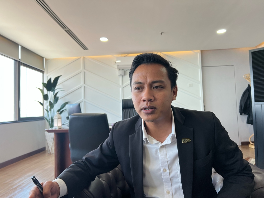 Penang Chief Minister Chow Kon Yeow said state executive councillor Fahmi Zainol has been removed from his post with immediate effect following a proposal by PKR. — File picture by Opayn Mok