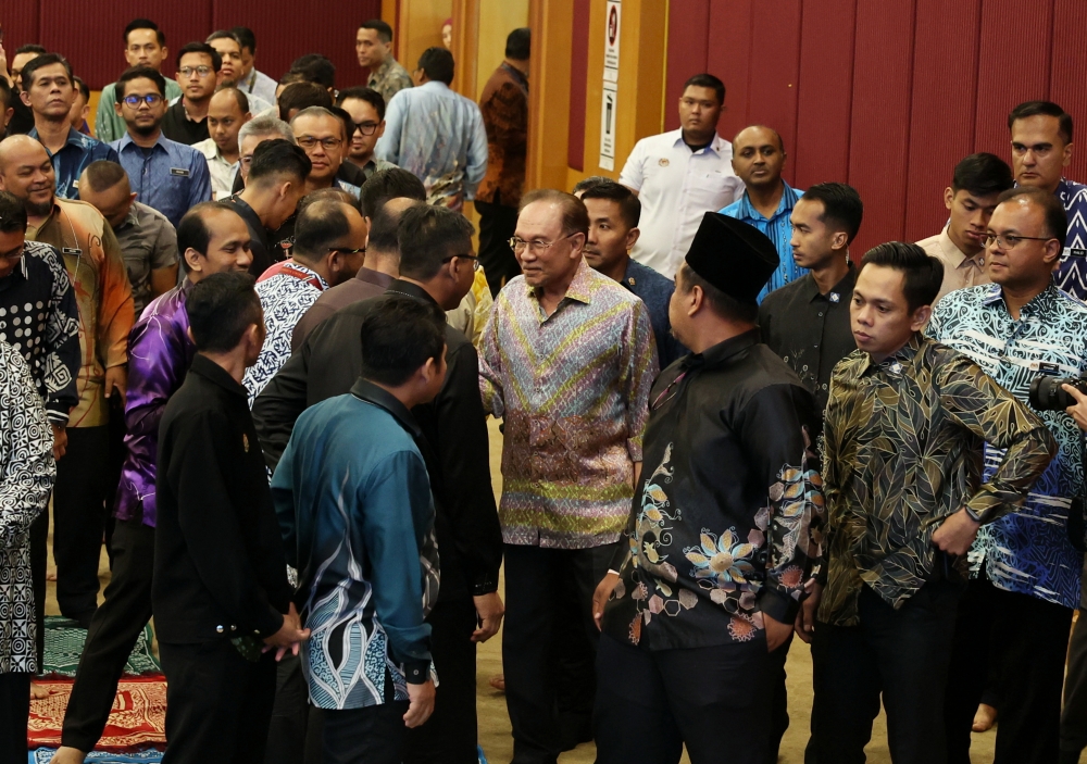 Prime Minister Datuk Seri Anwar Ibrahim arrives for the Ihya’ Ramadan programme at Wisma Tani in Putrajaya March 5, 2026. — Bernama pic