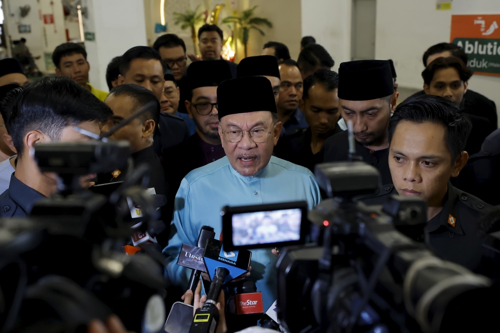 Prime Minister Datuk Seri Anwar Ibrahim has called for continued commitment from all civil servants in realising the aspirations of Malaysia Madani to bring the country to a more advanced and competitive level. — Bernama pic
