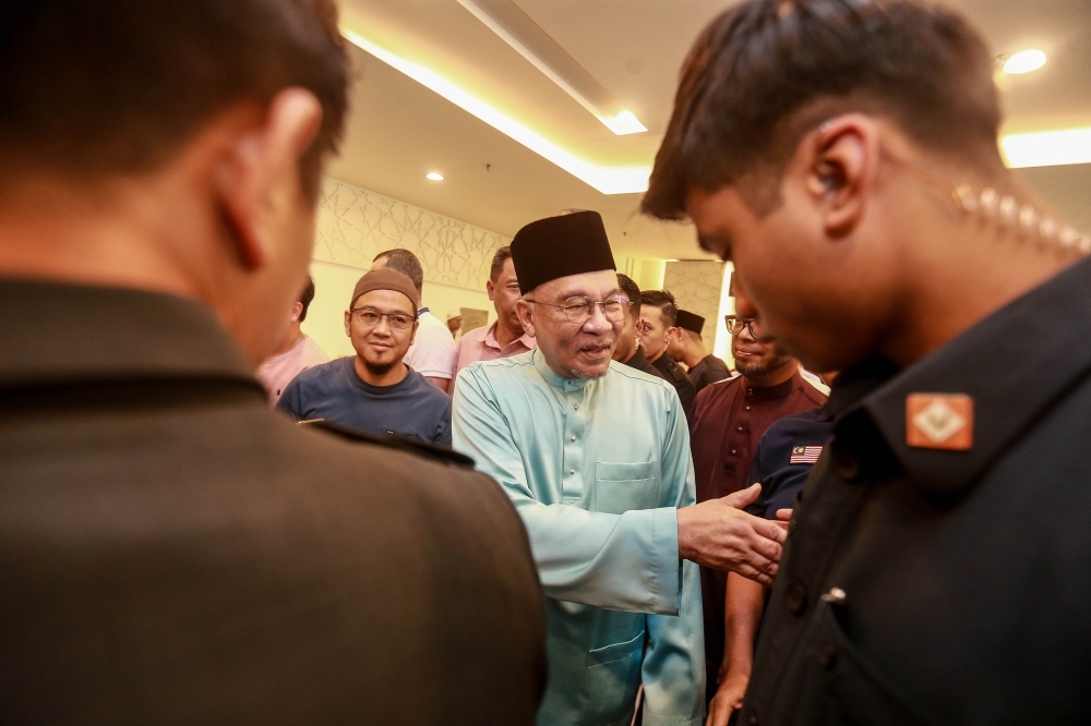 Prime Minister Datuk Seri Anwar Ibrahim has called for continued commitment from all civil servants in realising the aspirations of Malaysia Madani to bring the country to a more advanced and competitive level. — Picture by Sayuti Zainudin