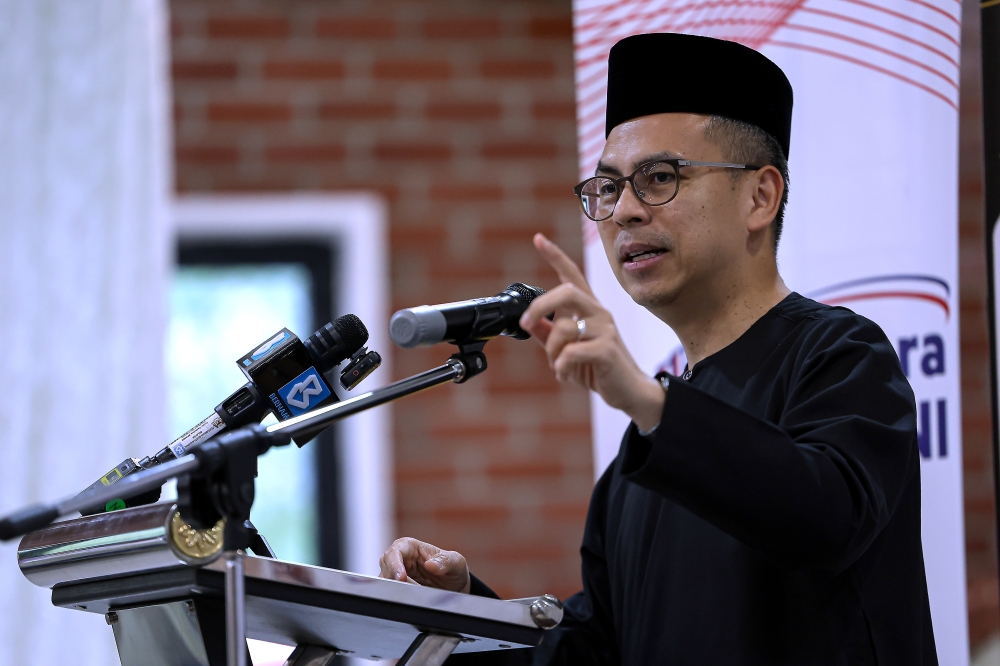 Communications Minister Datuk Fahmi Fadzil said the move is crucial to identify any potential issues linked to specific applications so that appropriate action can be taken, including securing the cooperation of the relevant platform service providers. — Bernama pic
