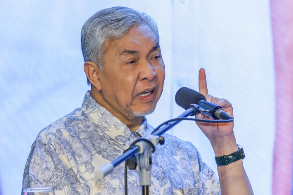 Deputy Prime Minister Datuk Seri Ahmad Zahid Hamidi said that Malaysia’s actions in expressing sympathy for Islamic countries under attack in the Middle East are not an act of defiance against major powers. — Bernama pic