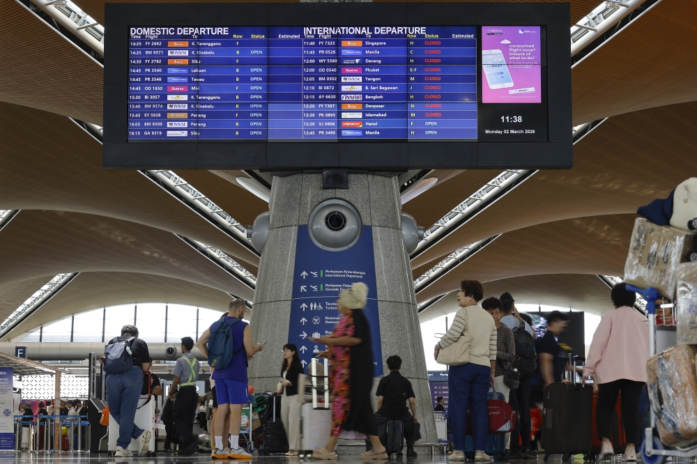 The Director of Safarbuddies Travel and Services Sdn Bhd, Mohd Fadzrull Bakri, said that the consortium involves Safarbuddies Travel and Services, UHR Travel, and Jawahir Travel and Tours, each playing a specific role in pilgrim management. — Bernama pic