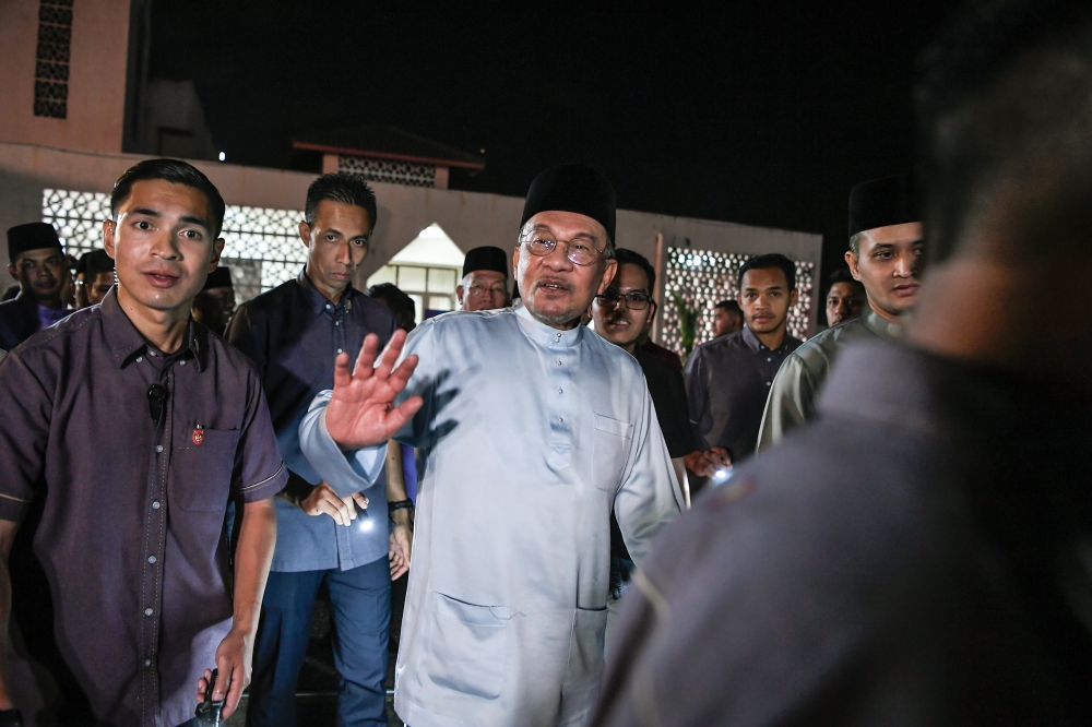 Anwar also announced allocations to repair several ‘pondok’ schools in Kedah. — Bernama pic