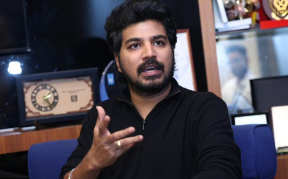 Malaysian actor Sharath Nair is set to excite his fans as he makes his directorial debut, with his first project expected to be released next year. — Bernama pic