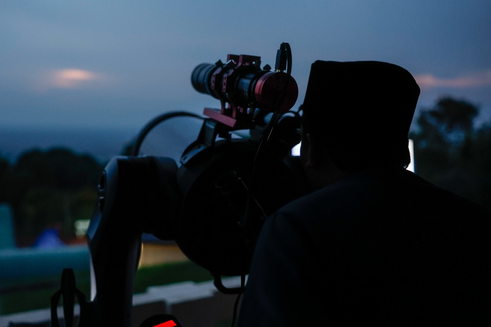 The Office of the Keeper of the Rulers’ Seal said the official announcement of Hari Raya Puasa will be made on the evening of March 19 via radio and television. — Bernama pic