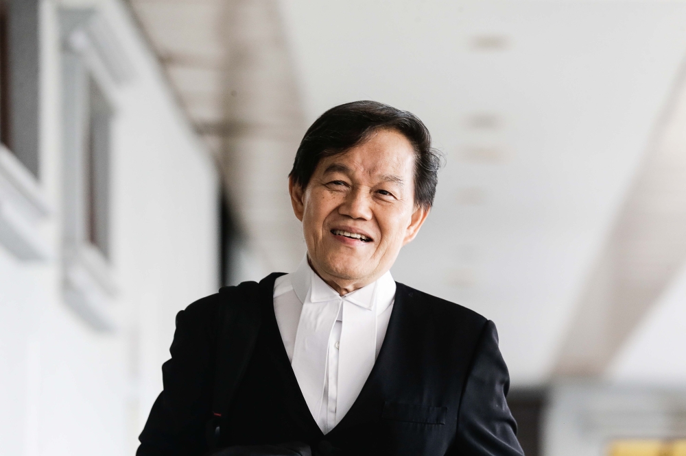 Muhyiddin’s defence lawyer Datuk Hisyam Teh Poh Teik. — Picture by Sayuti Zainudin