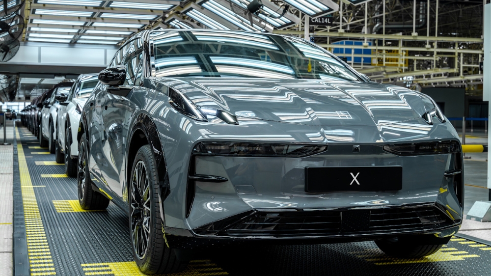 Chinese EV makers like Zeekr, XPeng and MG Motor plan to start local assembly in Malaysia in 2026 and will enjoy full tax exemptions for locally assembled EVs until the end of 2027. — SoyaCincau pic