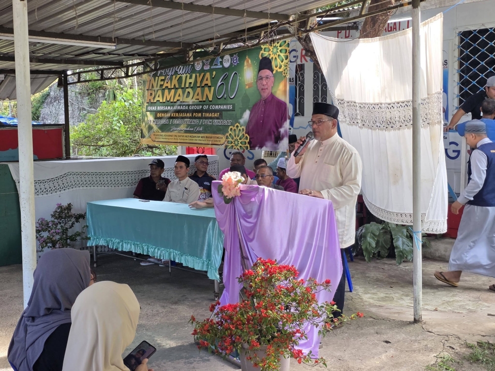 Sabah Youth Development, Sports and Creative Economy Minister Datuk Nizam Abu Bakar Titingan has inspected three out of 17 sports complexes and stadia and said all three need repairs and upgrading works. — Picture from Facebook/Nizam Abu Bakar Titingan