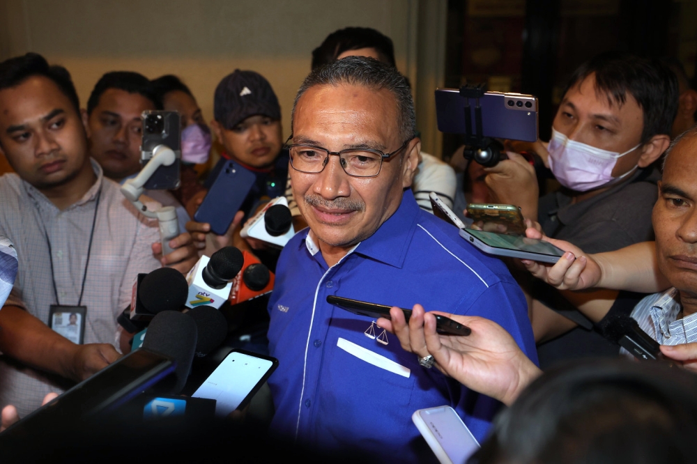 Sembrong MP Datuk Seri Hishammuddin Hussein said he is ready to return to Umno if the party leadership decides to lift his suspension. — Bernama pic