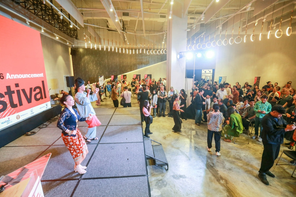 Attendees try a traditional dance routine during the announcement of the upcoming KL Fest 2026 at GMBB Kuala Lumpur on March 13, 2026. — Picture by Sayuti Zainudin