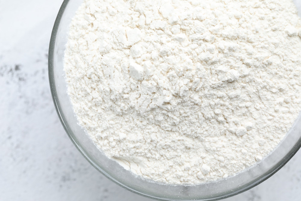 Sift the flour — Picture by CK Lim