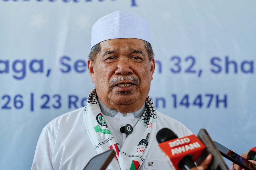 Minister Datuk Seri Mohamad Sabu said the supply of basic food items, including rice, chicken and vegetables, is currently sufficient at least until May, and the public has been advised not to engage in panic buying. — Bernama pic