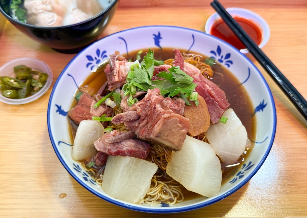 Lamb Noodles is an eye-catching item in the menu, featuring tender chunks of lamb coated by a thin sauce — Picture by Lee Khang Yi